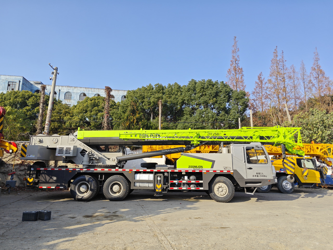 ZOOMLION ZTC250V - Pokretni kran: slika 1 ZOOMLION ZTC250V - Pokretni kran: slika 1