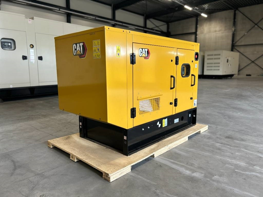CAT DE13.5E3 - 13.5 kVA Generator - DPX-18001 - Set generatora: slika 2 CAT DE13.5E3 - 13.5 kVA Generator - DPX-18001 - Set generatora: slika 2