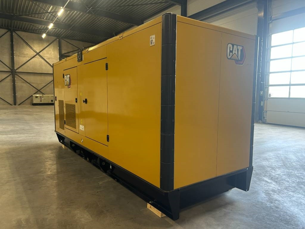 CAT DE400E0 - C13 - 400 kVA Generator - DPX-18023 - Set generatora: slika 3 CAT DE400E0 - C13 - 400 kVA Generator - DPX-18023 - Set generatora: slika 3