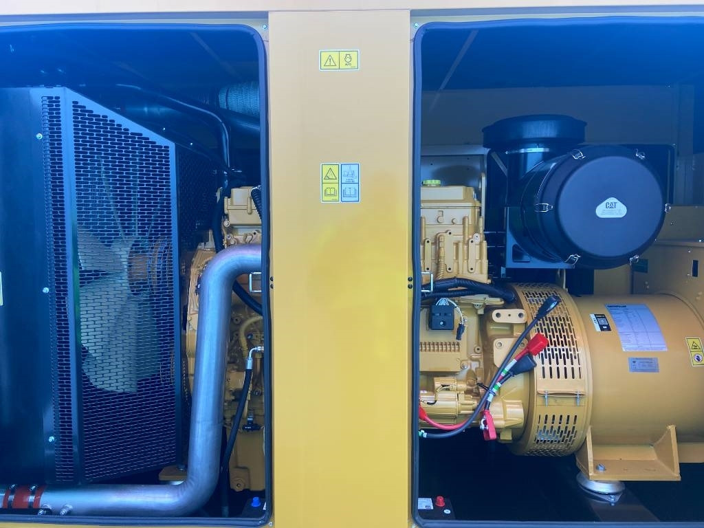 CAT DE550GC - 550 kVA Stand-by Generator - DPX-18221 - Set generatora: slika 5 CAT DE550GC - 550 kVA Stand-by Generator - DPX-18221 - Set generatora: slika 5