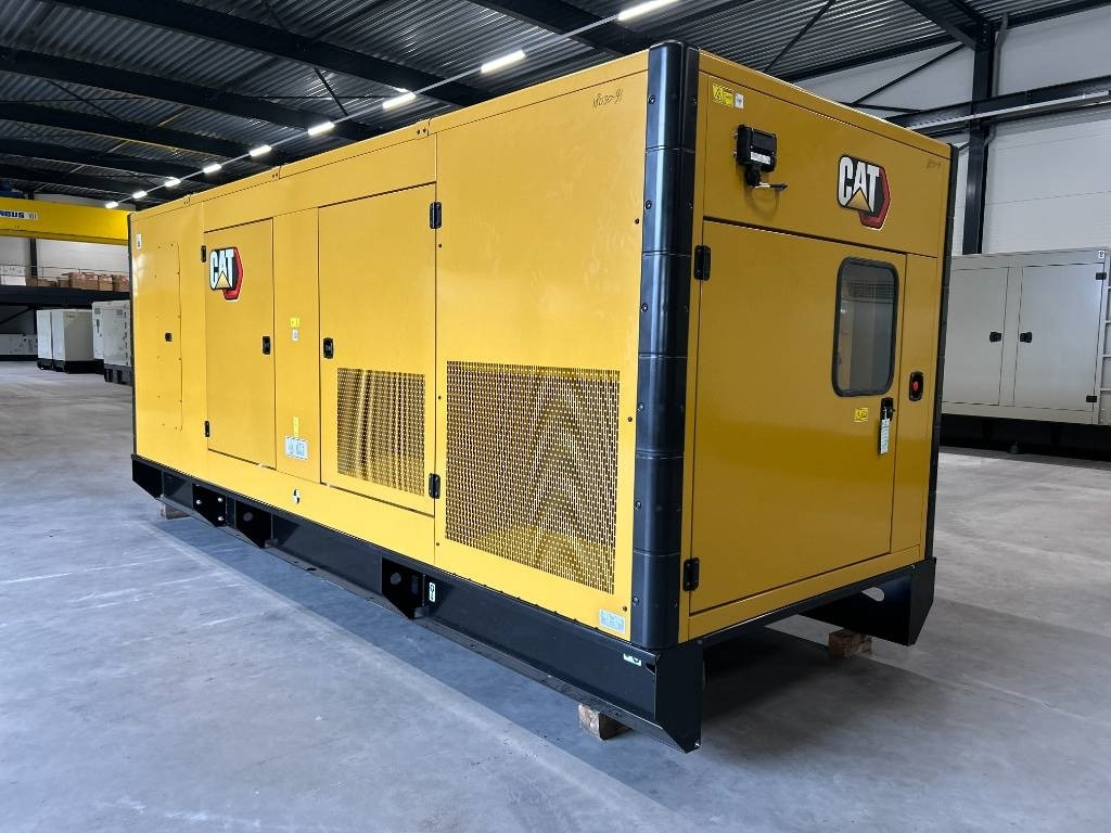CAT DE715E0 - 715 kVA Generator - DPX-18030 - Set generatora: slika 5 CAT DE715E0 - 715 kVA Generator - DPX-18030 - Set generatora: slika 5