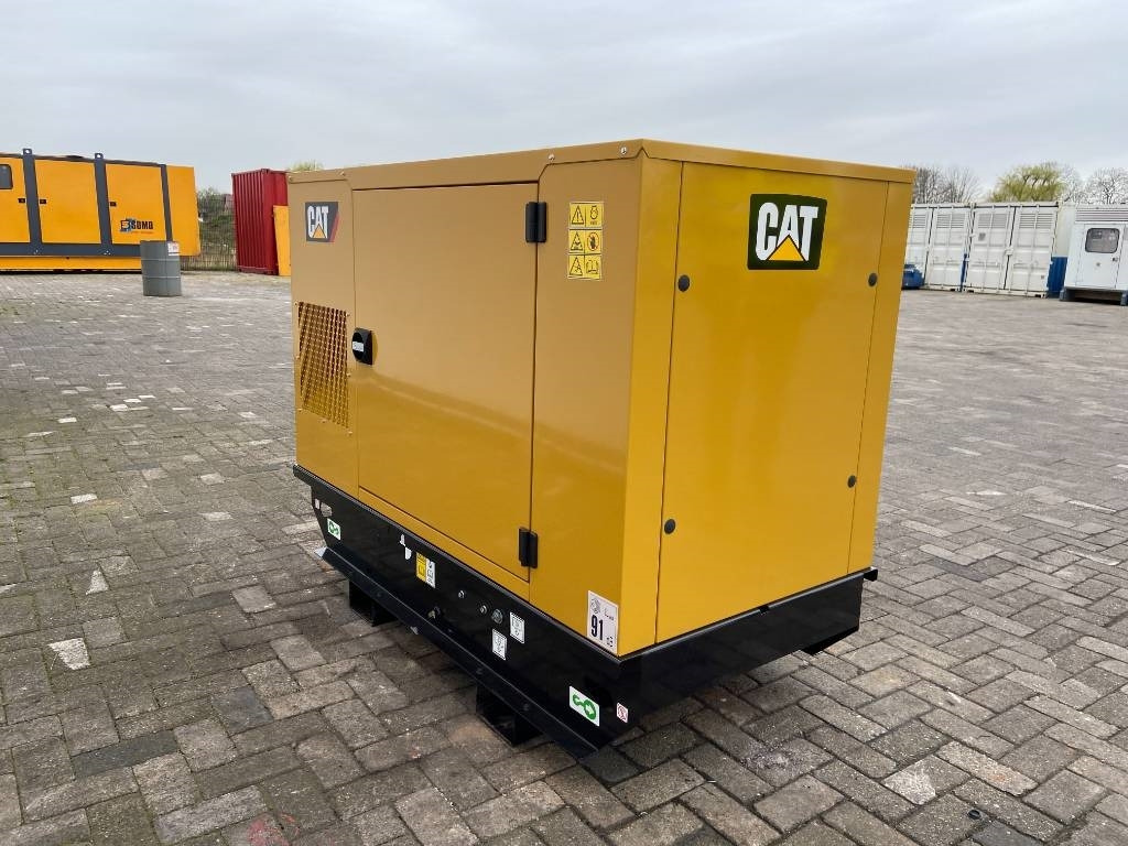 CAT XQP20 - Generator 20 kVA Stage V - DPX-18121 - Set generatora: slika 3 CAT XQP20 - Generator 20 kVA Stage V - DPX-18121 - Set generatora: slika 3