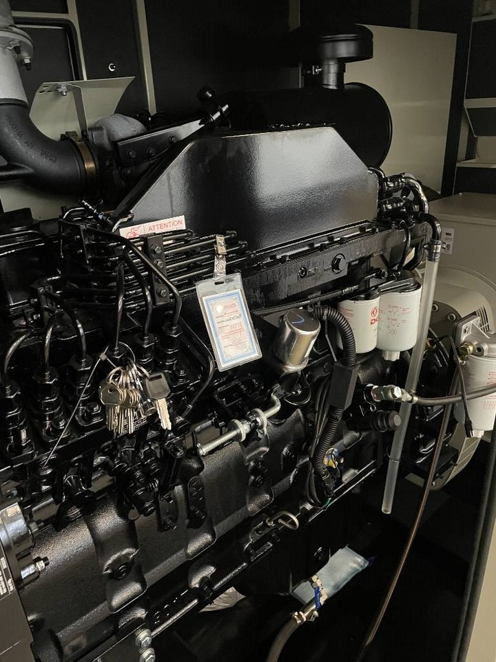 Set generatora novi Cummins 6CTA8.3-G1 - 200 kVA Generator - DPX-19839: slika 14 Set generatora novi Cummins 6CTA8.3-G1 - 200 kVA Generator - DPX-19839: slika 14