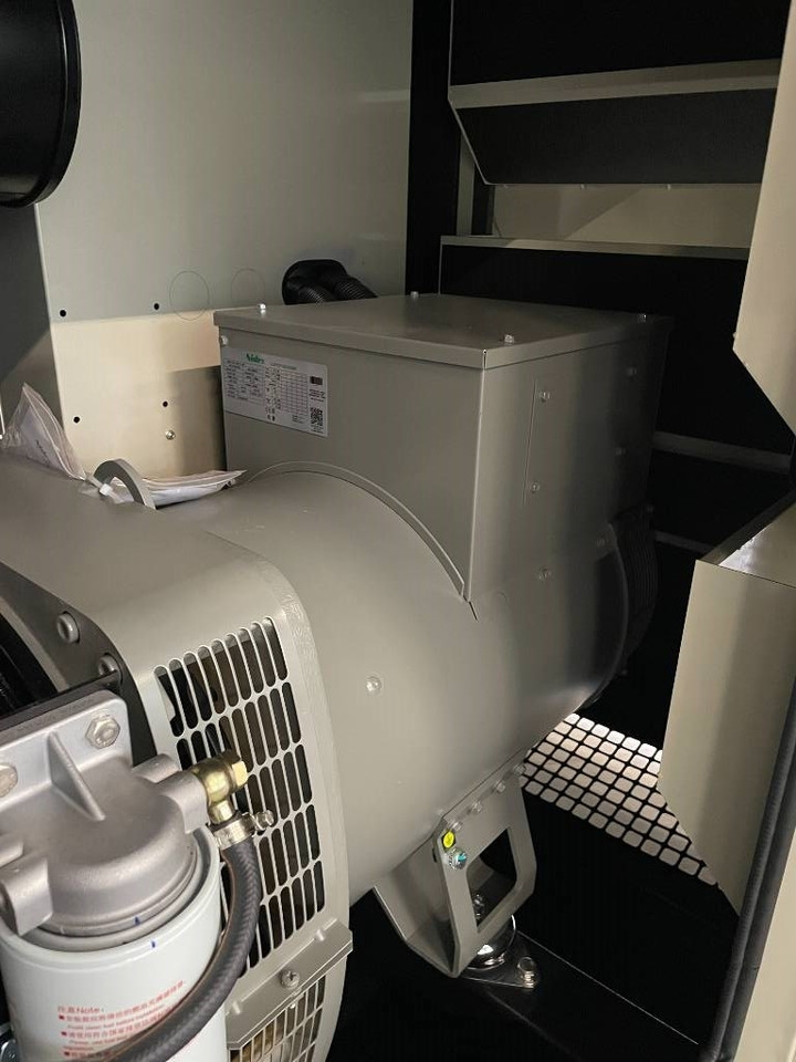 Set generatora novi Cummins 6CTA8.3-G1 - 200 kVA Generator - DPX-19839: slika 18 Set generatora novi Cummins 6CTA8.3-G1 - 200 kVA Generator - DPX-19839: slika 18