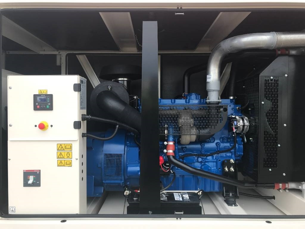 FG Wilson P200-3 - 200 kVA Genset - DPX-16011 - Set generatora: slika 4 FG Wilson P200-3 - 200 kVA Genset - DPX-16011 - Set generatora: slika 4