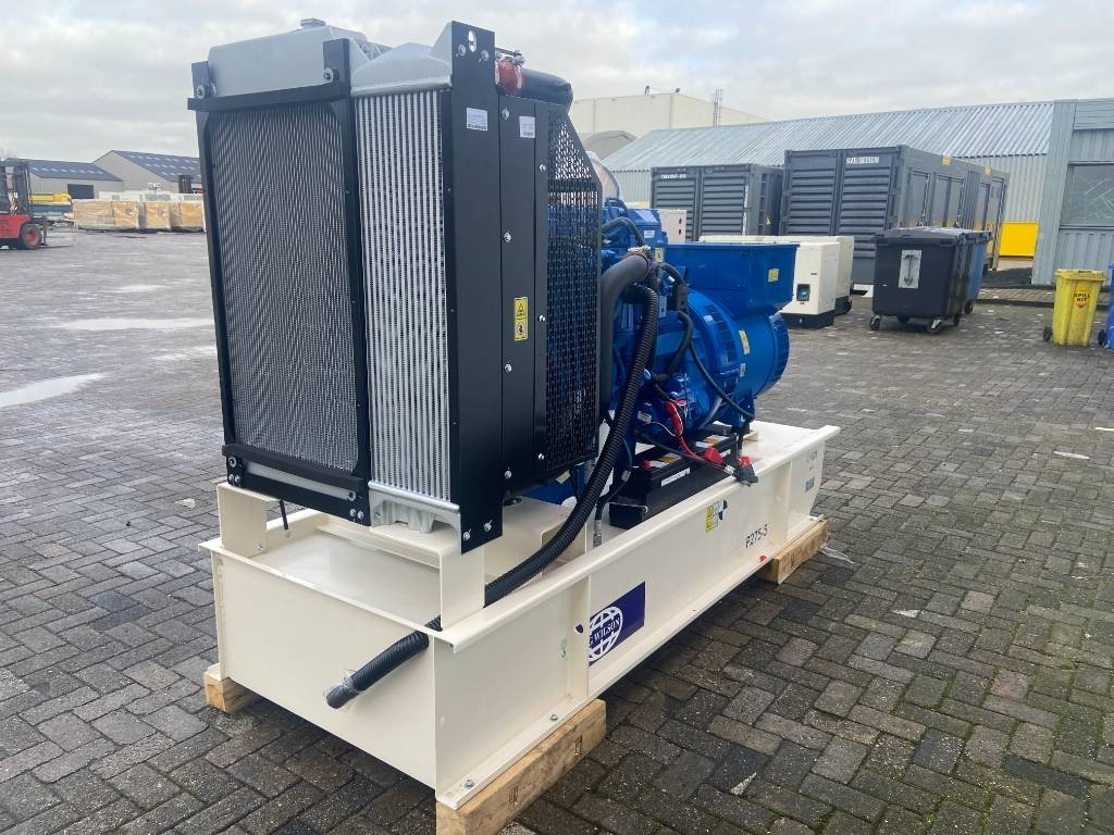 FG Wilson P275-5 - 275 kVA Open Genset - DPX-16014-O - Set generatora: slika 3 FG Wilson P275-5 - 275 kVA Open Genset - DPX-16014-O - Set generatora: slika 3