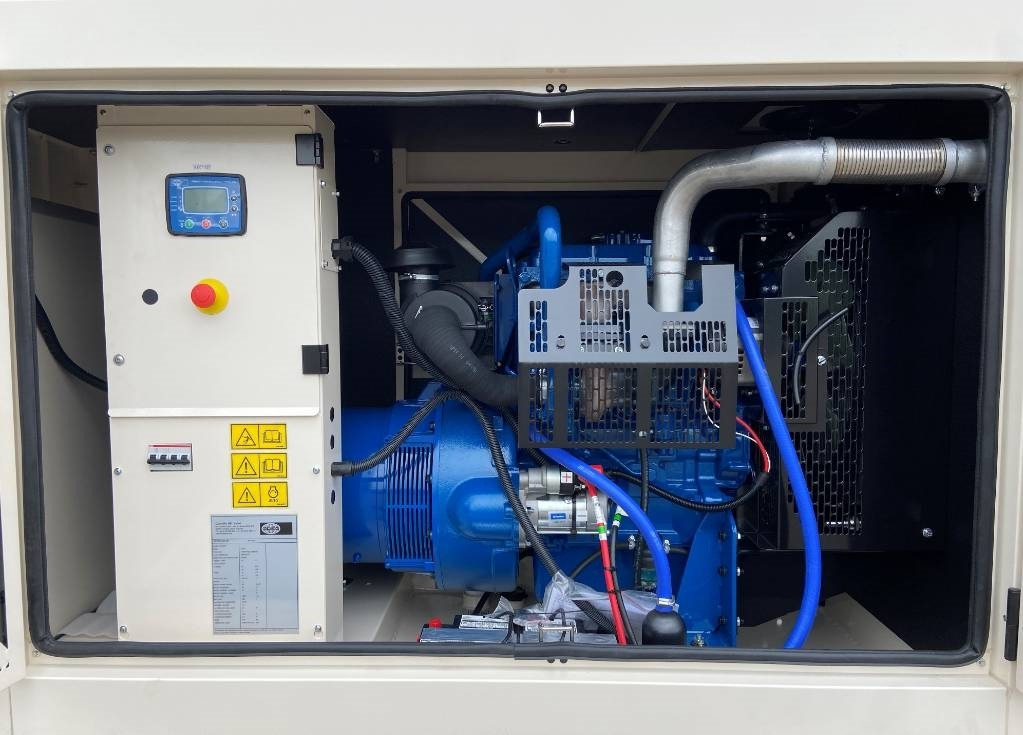 FG Wilson P50-3 - 50 kVA Genset - DPX-16004 - Set generatora: slika 5 FG Wilson P50-3 - 50 kVA Genset - DPX-16004 - Set generatora: slika 5