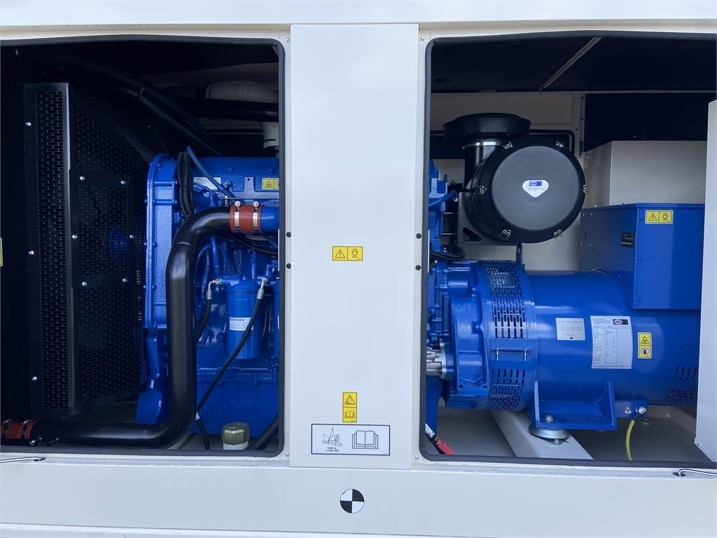 FG Wilson P500-3 - 500 kVA Genset - DPX-16019 - Set generatora: slika 4 FG Wilson P500-3 - 500 kVA Genset - DPX-16019 - Set generatora: slika 4