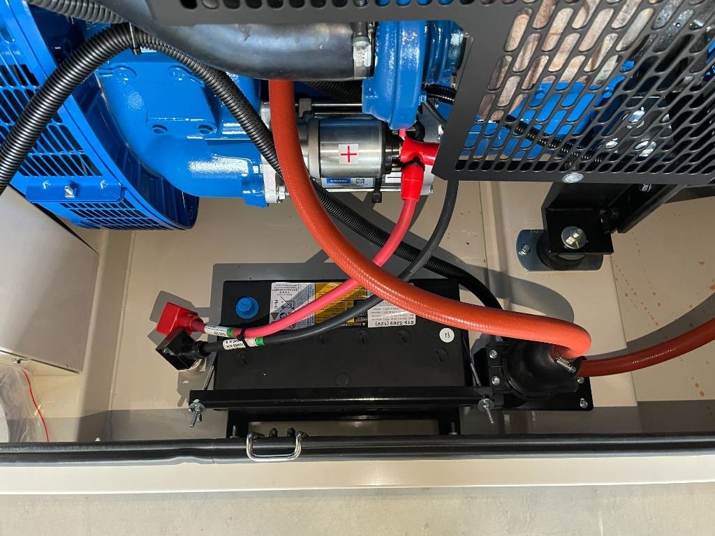 Set generatora novi FG Wilson P88-3 - 88 kVA Genset - DPX-16007: slika 19 Set generatora novi FG Wilson P88-3 - 88 kVA Genset - DPX-16007: slika 19