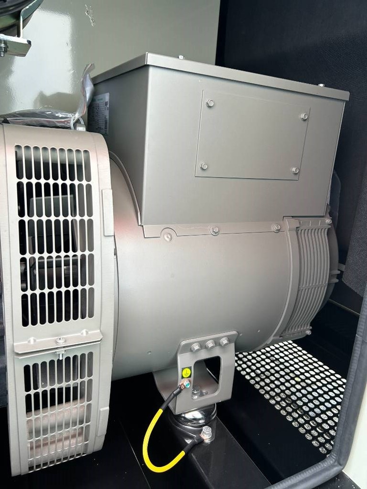 Set generatora novi Iveco NEF45TM3 - 132 kVA Generator - DPX-19792: slika 14