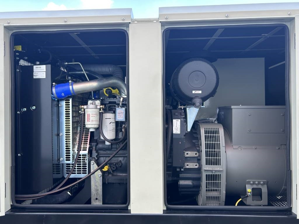 Set generatora novi Iveco NEF45TM3 - 132 kVA Generator - DPX-19792: slika 6