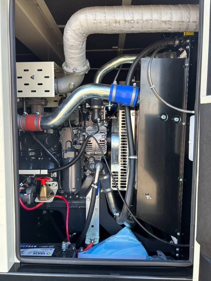 Set generatora novi Iveco NEF45TM3 - 132 kVA Generator - DPX-19792: slika 11