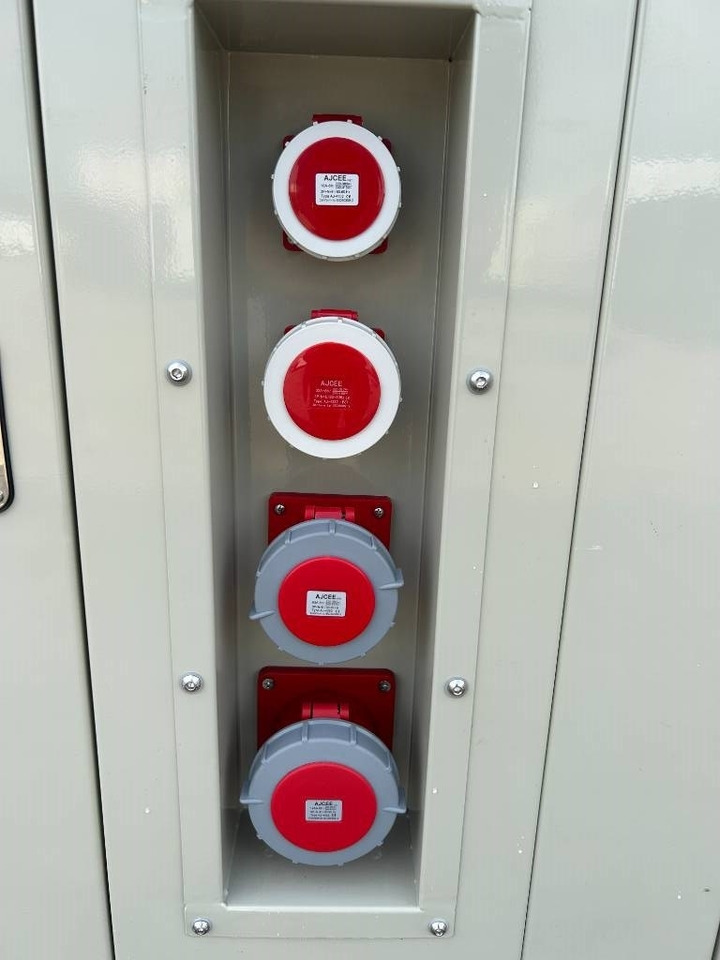 Iveco NEF67TM4 - 188 kVA Generator - DPX-19793 - Set generatora: slika 5 Iveco NEF67TM4 - 188 kVA Generator - DPX-19793 - Set generatora: slika 5