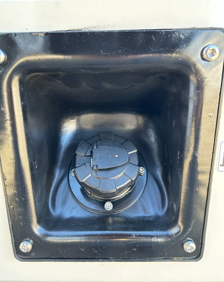 Perkins 2506C-E15TAG2 - 550 kVA Generator - DPX-20019 - Set generatora: slika 5 Perkins 2506C-E15TAG2 - 550 kVA Generator - DPX-20019 - Set generatora: slika 5