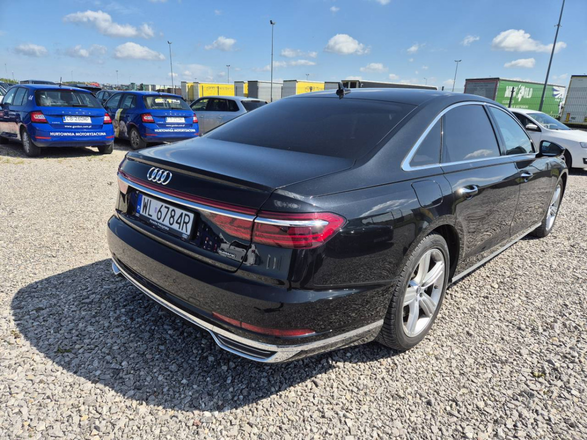 AUDI A8 SEDAN - Limuzina: slika 4 AUDI A8 SEDAN - Limuzina: slika 4