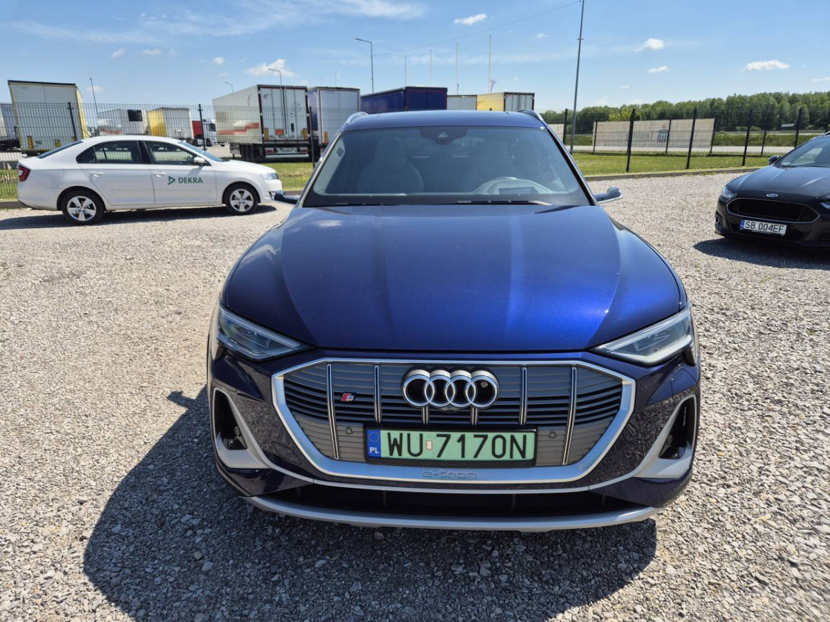 AUDI E-TRON S SPORTBACK SUV - SUVSUV: slika 2 AUDI E-TRON S SPORTBACK SUV - SUVSUV: slika 2