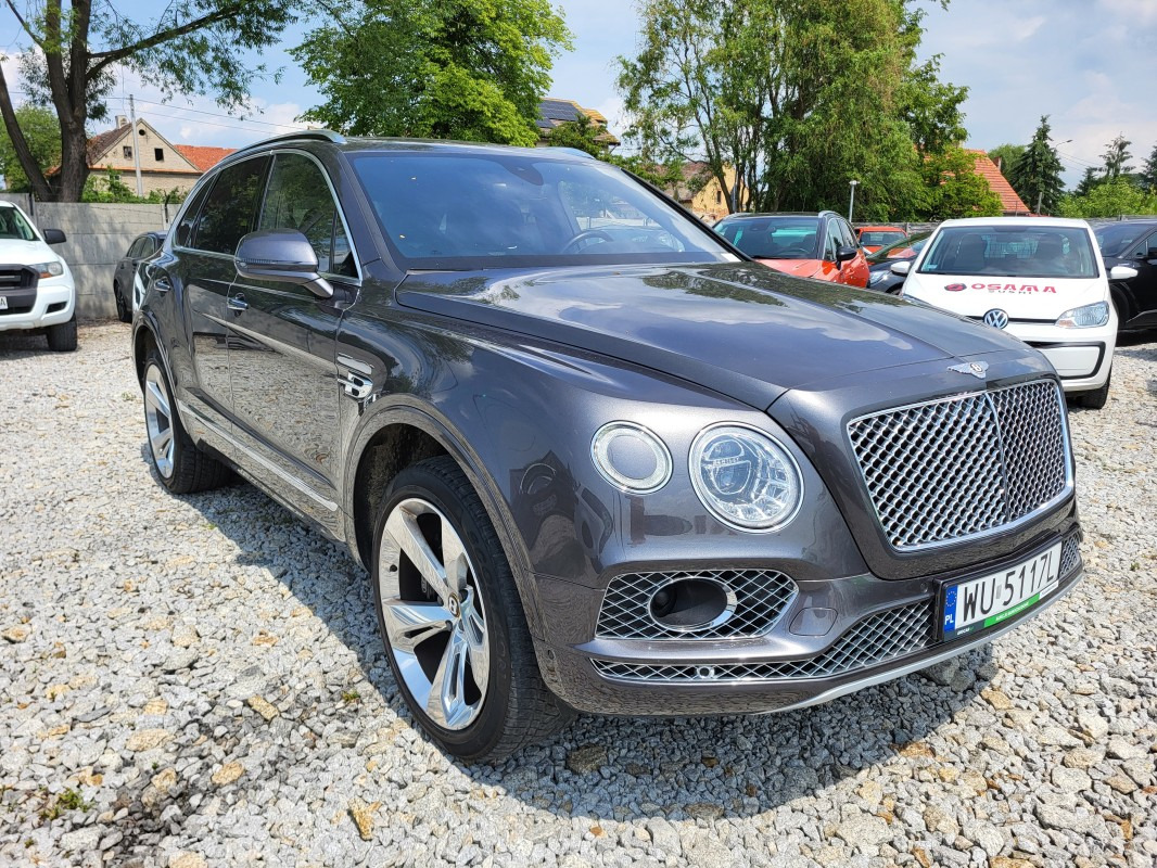 BENTLEY BENTAYGA V8 SUV - SUVSUV: slika 1 BENTLEY BENTAYGA V8 SUV - SUVSUV: slika 1