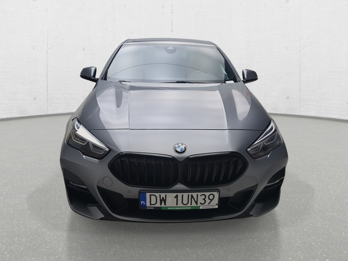 BMW 218 I SEDAN - Limuzina: slika 3 BMW 218 I SEDAN - Limuzina: slika 3