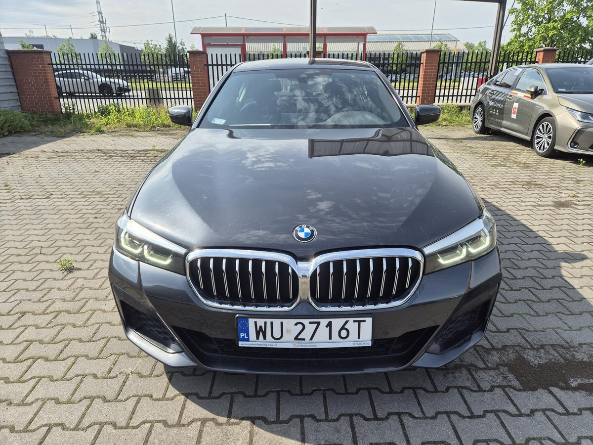 BMW 520D XDRIVE SEDAN - Limuzina: slika 3 BMW 520D XDRIVE SEDAN - Limuzina: slika 3