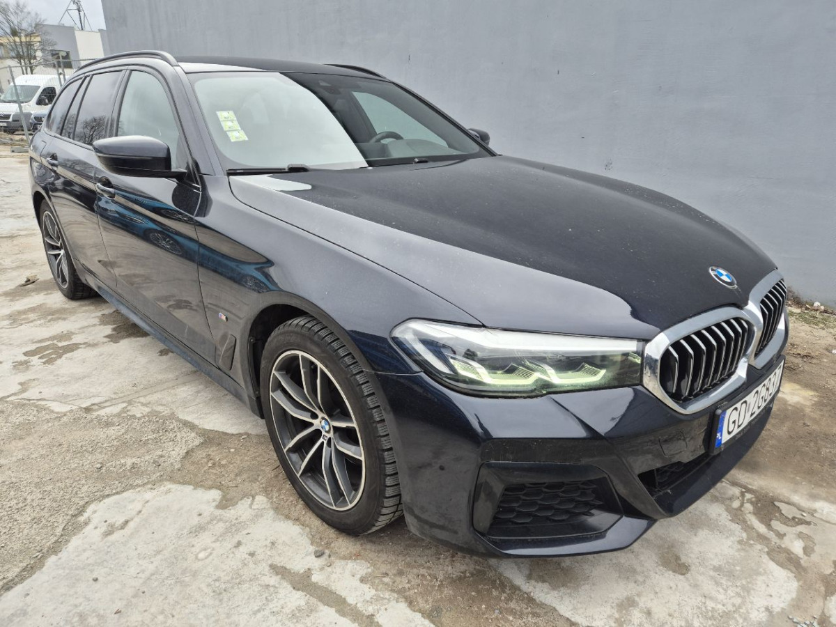 BMW 520d xDrive mHEV M Sport KOMBI - Automobil: slika 1 BMW 520d xDrive mHEV M Sport KOMBI - Automobil: slika 1