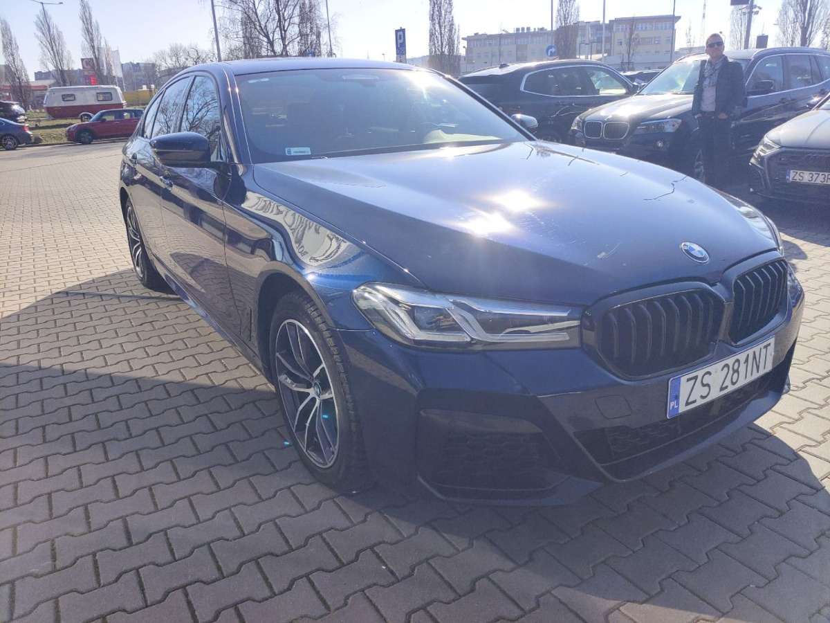 BMW 530e xDrive M Sport SEDAN - Limuzina: slika 1 BMW 530e xDrive M Sport SEDAN - Limuzina: slika 1