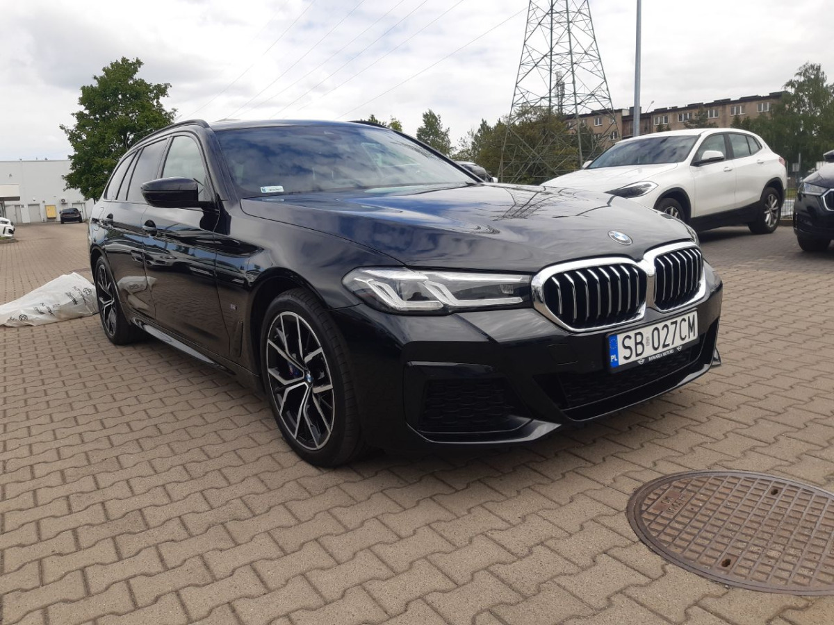 BMW 530i xDrive mHEV M Sport KOMBI - Automobil: slika 1 BMW 530i xDrive mHEV M Sport KOMBI - Automobil: slika 1