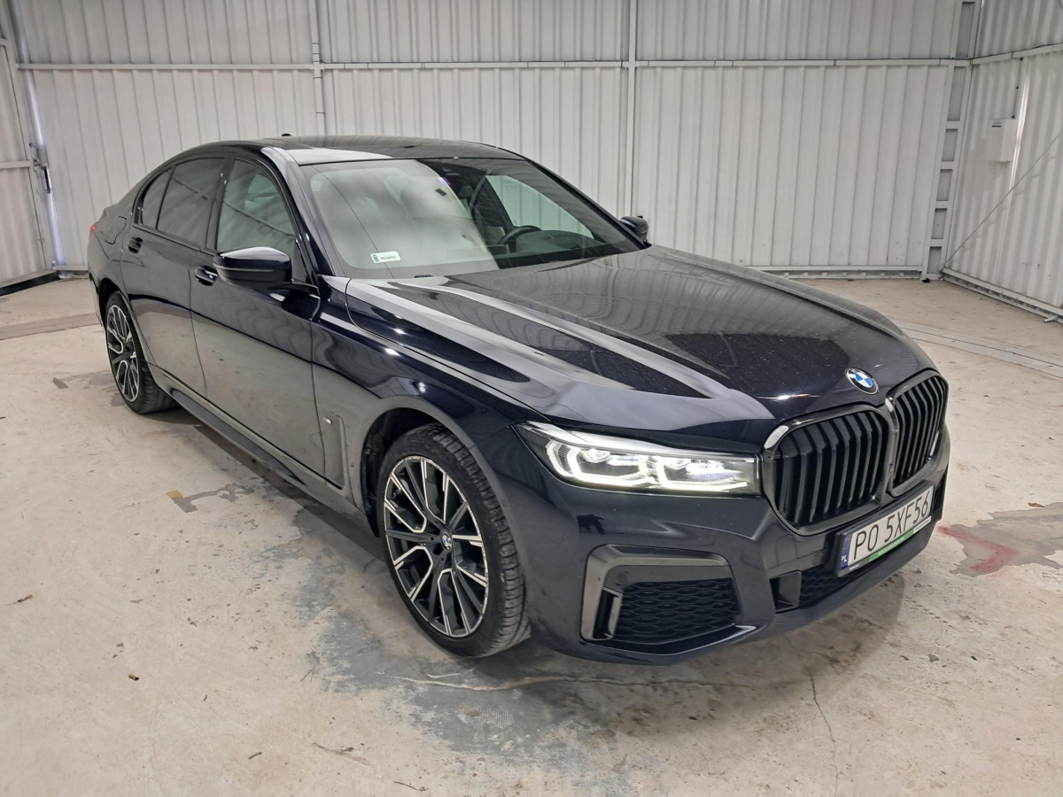 Limuzina BMW 730D XDRIVE SEDAN: slika 1