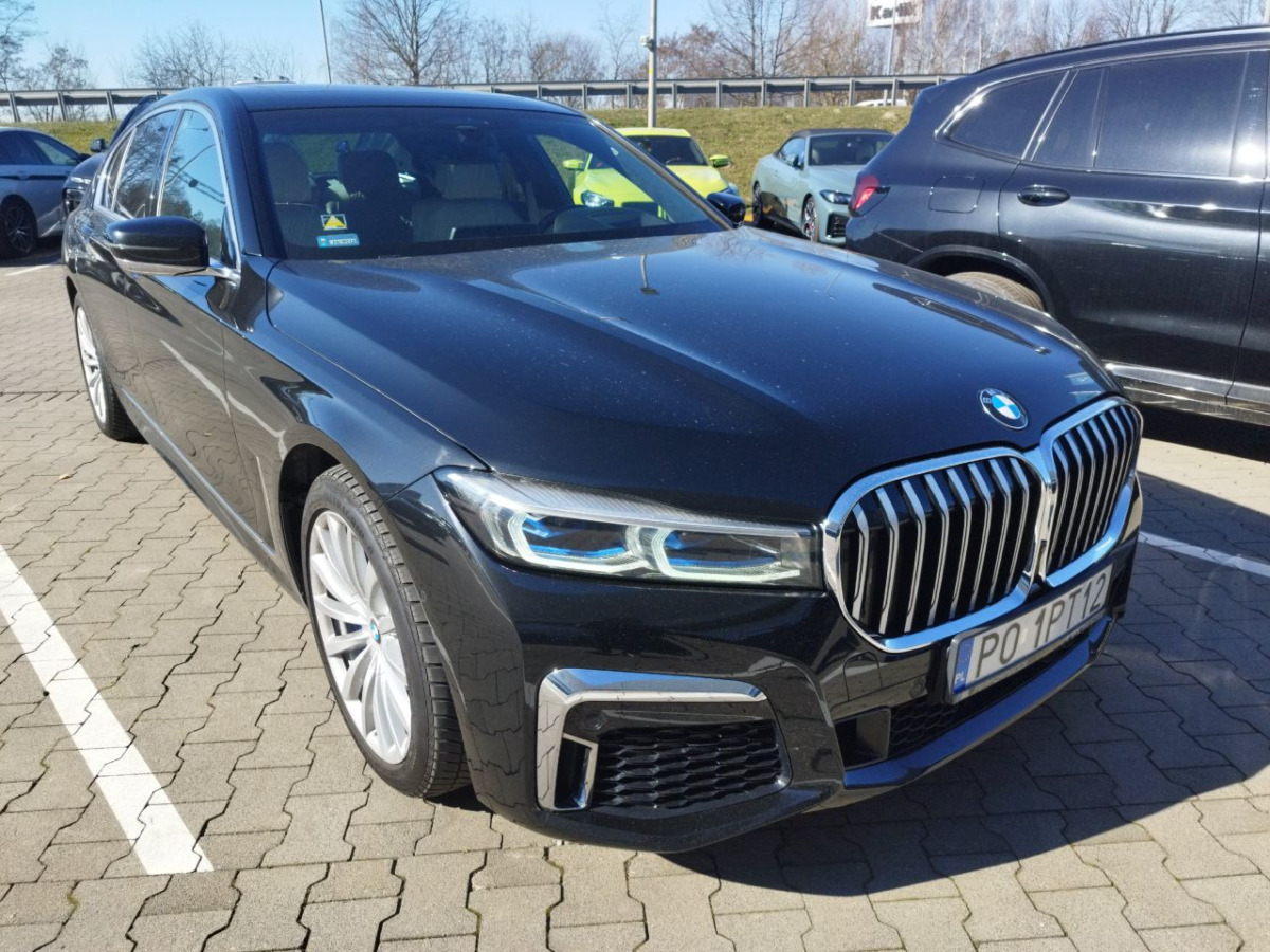Limuzina BMW 750I XDRIVE SEDAN: slika 1