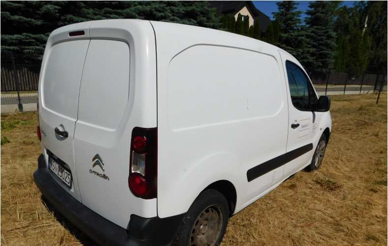 CITROEN BERLINGO FURGON BLASZAK - Furgon: slika 5 CITROEN BERLINGO FURGON BLASZAK - Furgon: slika 5