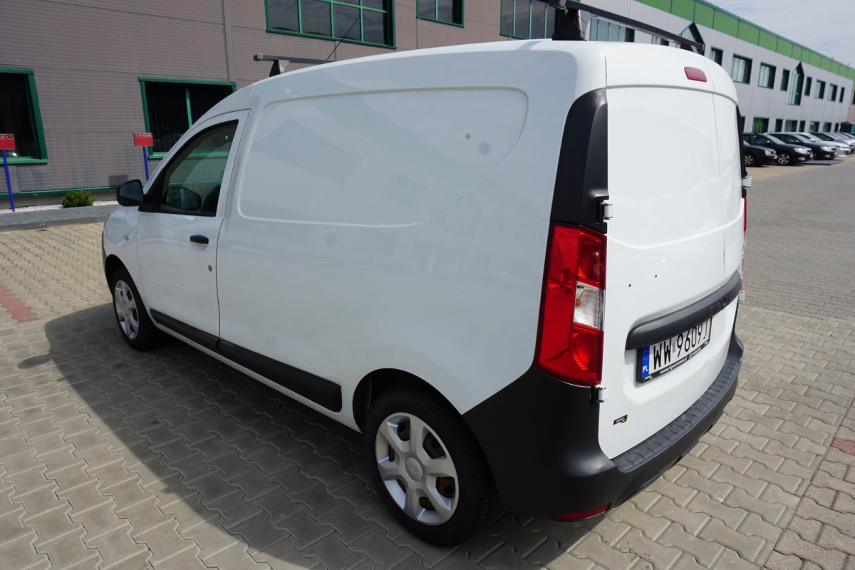DACIA DOKKER FURGON BLASZAK - Furgon: slika 4 DACIA DOKKER FURGON BLASZAK - Furgon: slika 4