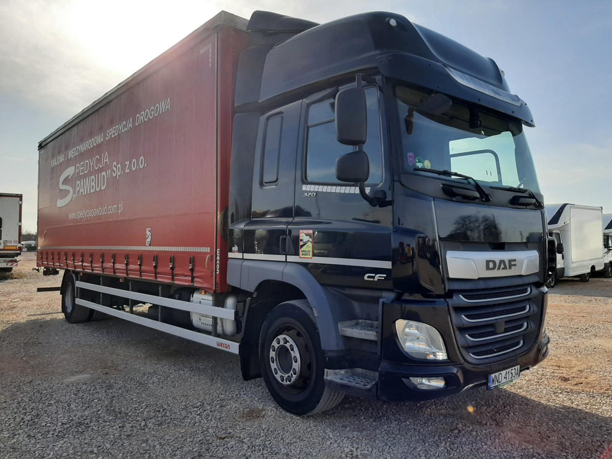 DAF CF 320 FA/ZSP SOLÓWKA - Kamion sa ceradom: slika 1 DAF CF 320 FA/ZSP SOLÓWKA - Kamion sa ceradom: slika 1
