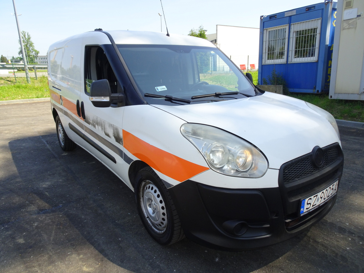 FIAT DOBLO FURGON BLASZAK - Furgon: slika 1 FIAT DOBLO FURGON BLASZAK - Furgon: slika 1