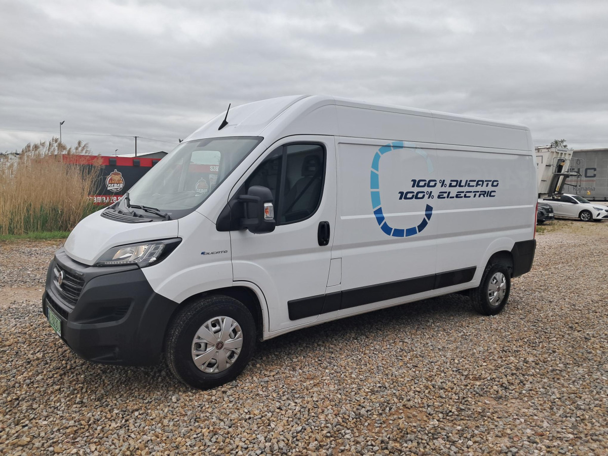 FIAT DUCATO FURGON BLASZAK - Furgon, Električno dostavno vozilo: slika 2 FIAT DUCATO FURGON BLASZAK - Furgon, Električno dostavno vozilo: slika 2