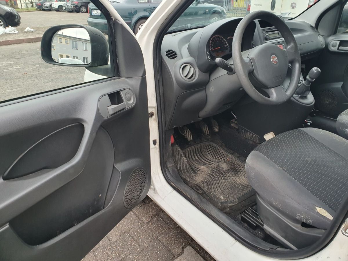 FIAT PANDA HATCHBACK - Hečbek: slika 5 FIAT PANDA HATCHBACK - Hečbek: slika 5