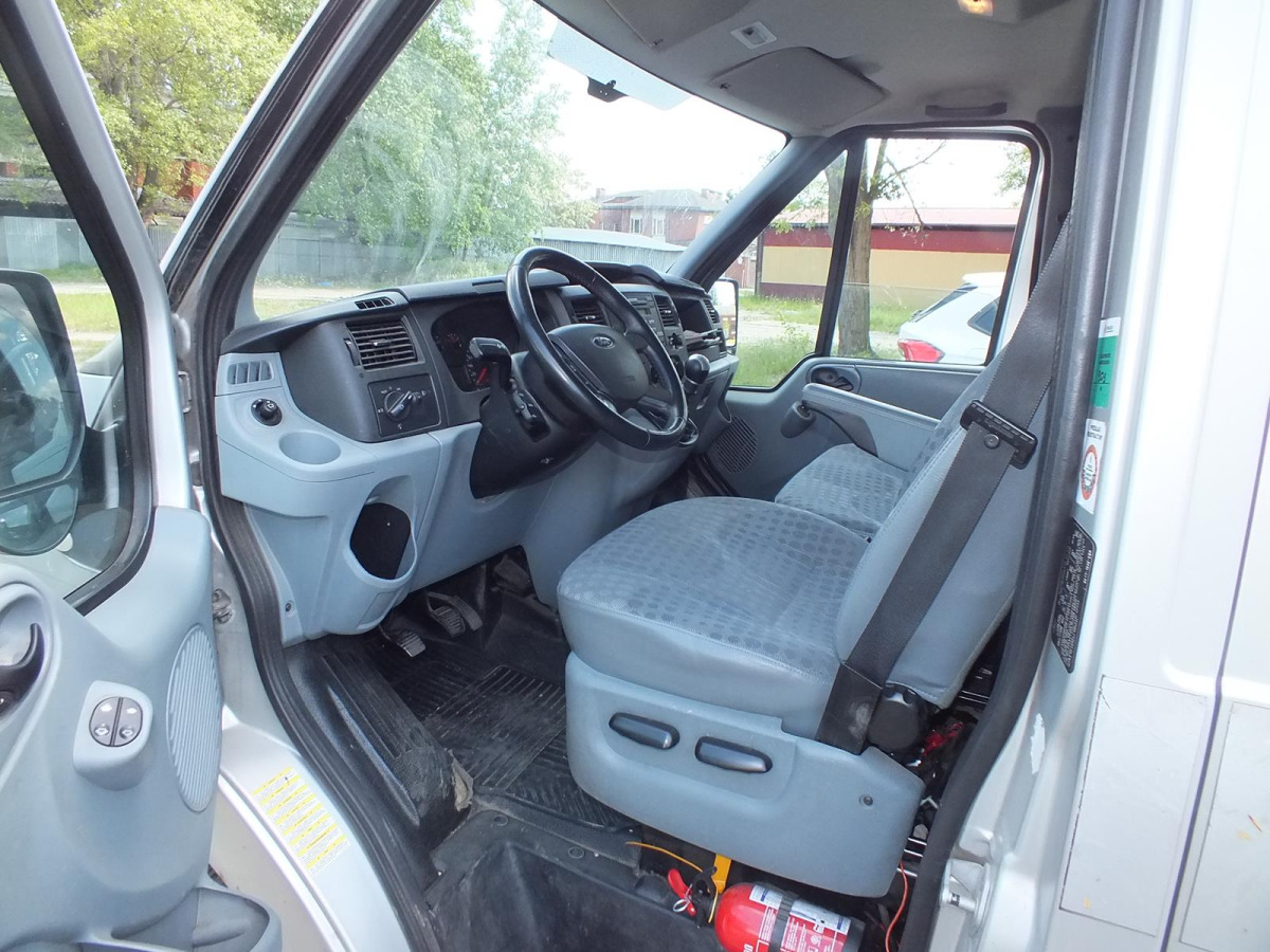 FORD TRANSIT FURGON BLASZAK - Furgon: slika 5 FORD TRANSIT FURGON BLASZAK - Furgon: slika 5