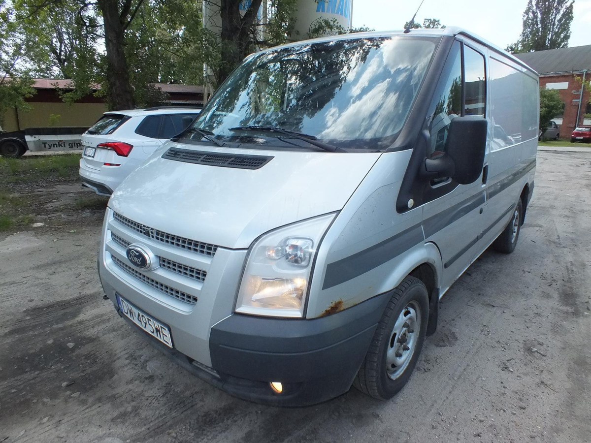 FORD TRANSIT FURGON BLASZAK - Furgon: slika 2 FORD TRANSIT FURGON BLASZAK - Furgon: slika 2