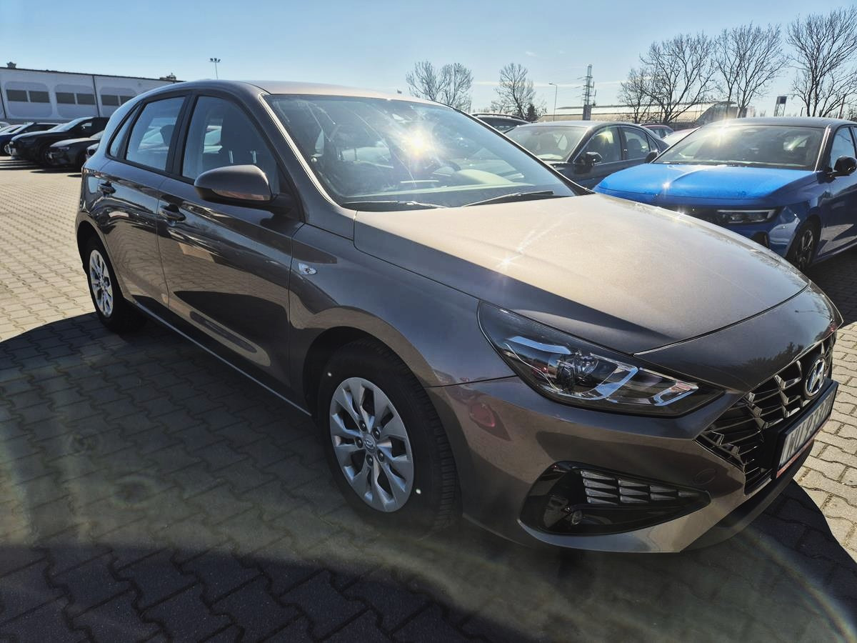HYUNDAI I30 HATCHBACK - Hečbek: slika 1 HYUNDAI I30 HATCHBACK - Hečbek: slika 1