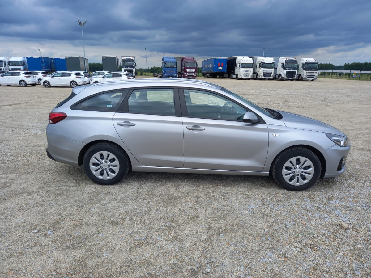 HYUNDAI I30 KOMBI - Automobil: slika 4 HYUNDAI I30 KOMBI - Automobil: slika 4