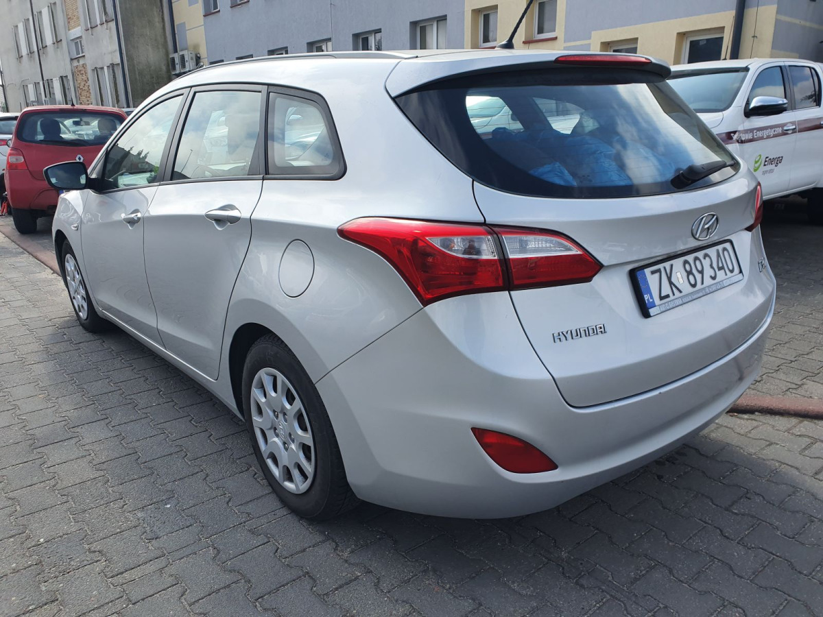 HYUNDAI I30 KOMBI - Automobil: slika 4 HYUNDAI I30 KOMBI - Automobil: slika 4