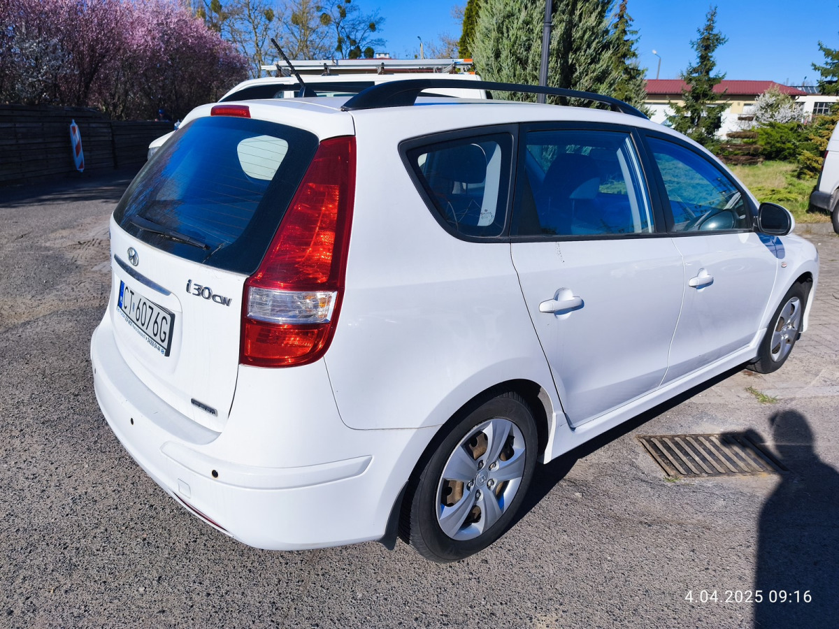 HYUNDAI I30 KOMBI - Automobil: slika 3 HYUNDAI I30 KOMBI - Automobil: slika 3