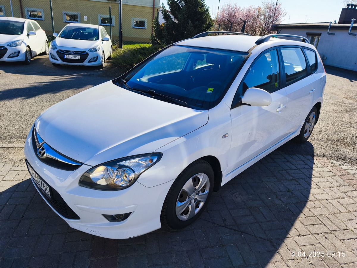 HYUNDAI I30 KOMBI - Automobil: slika 2 HYUNDAI I30 KOMBI - Automobil: slika 2