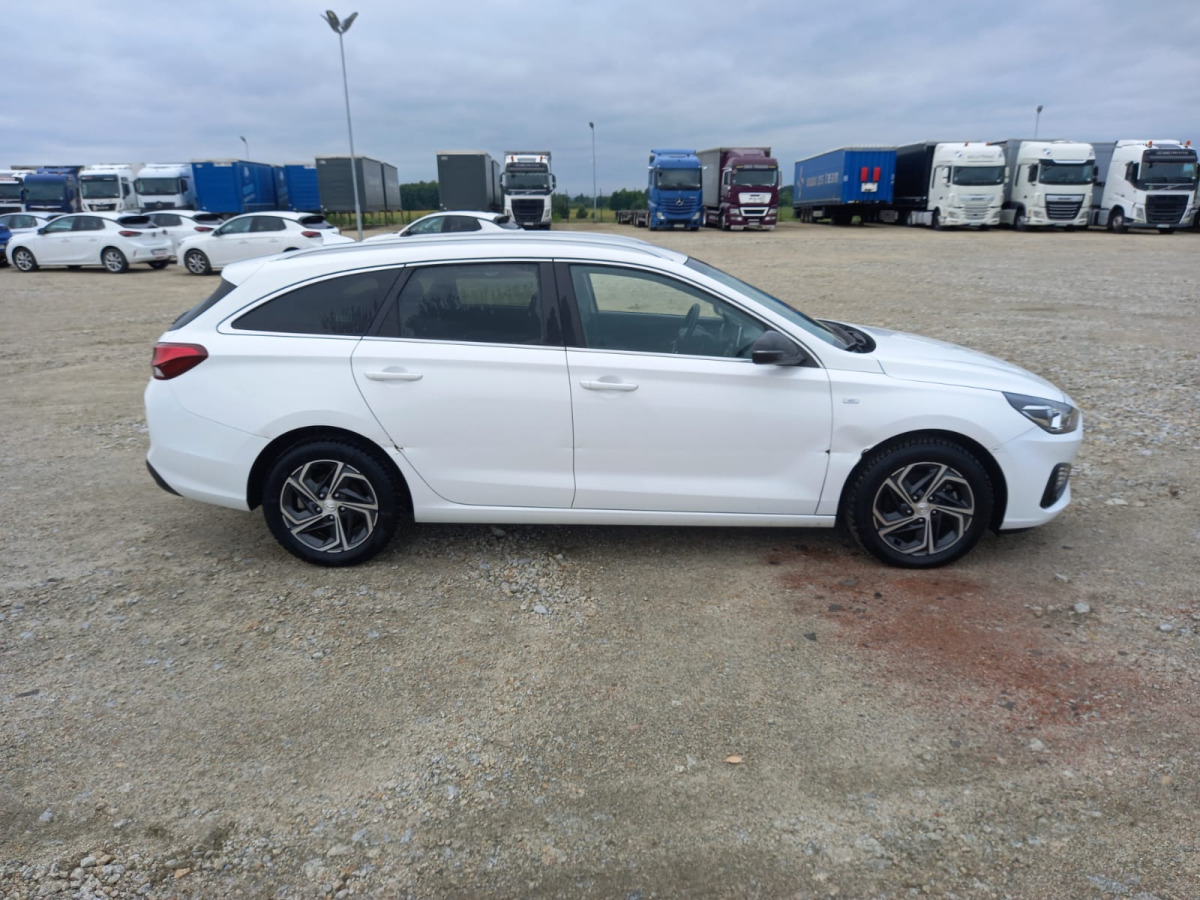 HYUNDAI I30 KOMBI - Automobil: slika 4 HYUNDAI I30 KOMBI - Automobil: slika 4