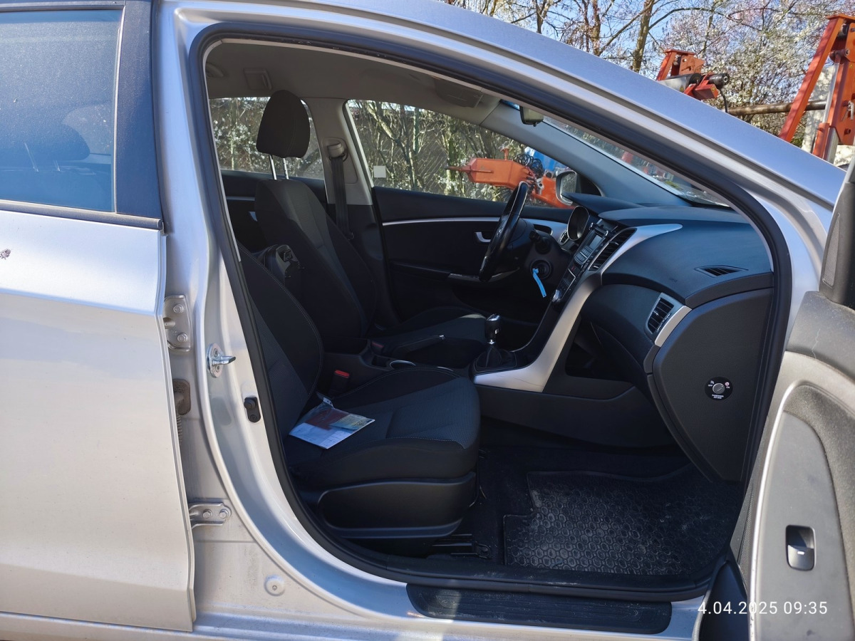 Automobil HYUNDAI I30 KOMBI: slika 12