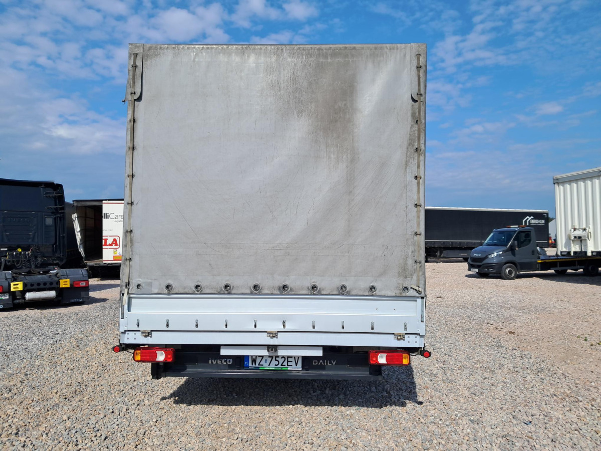 IVECO 35S18 PLANDEKA - Dostavno vozilo sa ceradom: slika 5 IVECO 35S18 PLANDEKA - Dostavno vozilo sa ceradom: slika 5