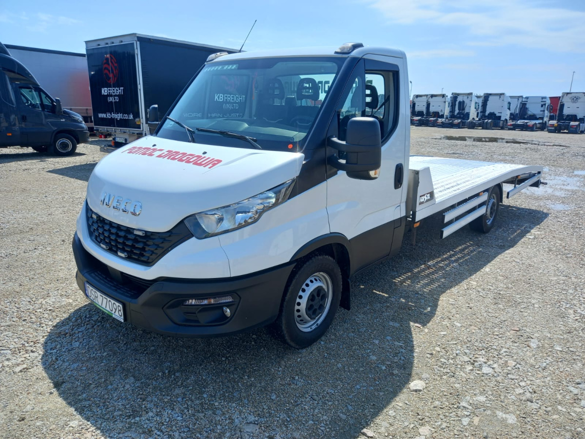 IVECO DAILY 35S18 3.0 AUTOLAWETA - Šlep vozilo: slika 2 IVECO DAILY 35S18 3.0 AUTOLAWETA - Šlep vozilo: slika 2