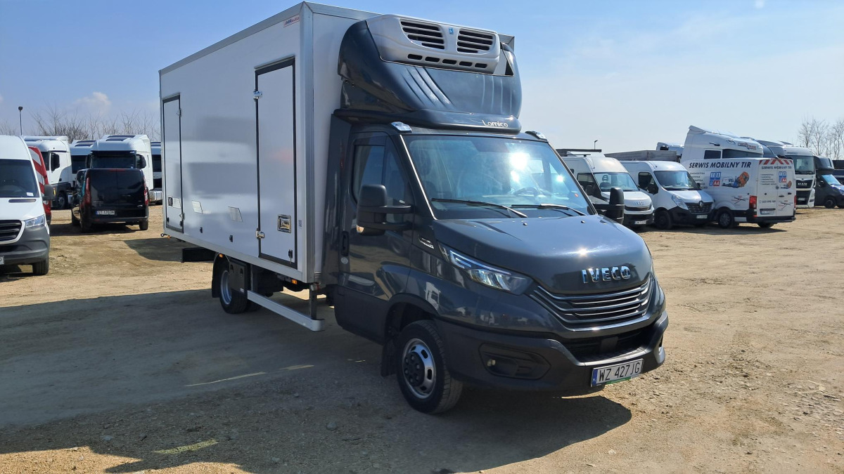 IVECO DAILY 50C18 CHŁODNIA Z AGREGATEM - Hladnjača: slika 1 IVECO DAILY 50C18 CHŁODNIA Z AGREGATEM - Hladnjača: slika 1