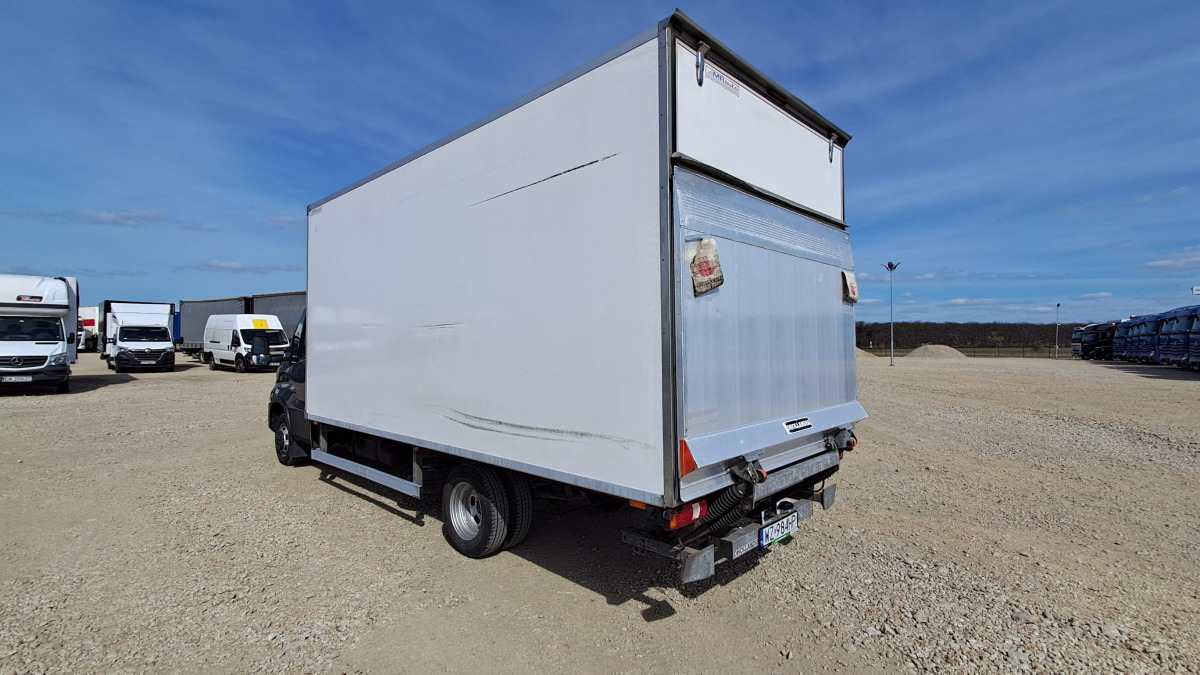 IVECO DAILY 50C18 KONTENER Z WINDĄ - Dostavno vozilo sa zatvorenim sandukom: slika 5 IVECO DAILY 50C18 KONTENER Z WINDĄ - Dostavno vozilo sa zatvorenim sandukom: slika 5