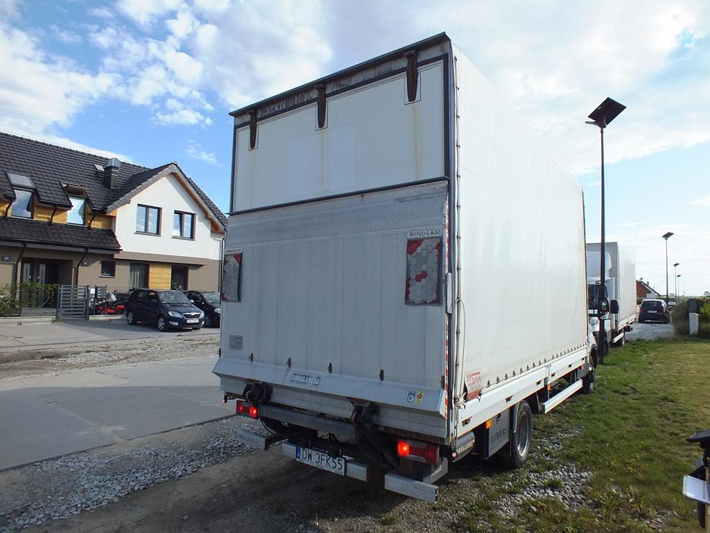 IVECO DAILY PLANDEKA - Dostavno vozilo sa ceradom: slika 3 IVECO DAILY PLANDEKA - Dostavno vozilo sa ceradom: slika 3
