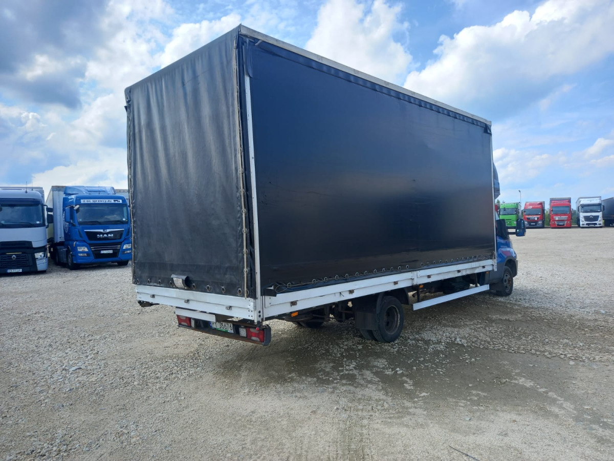 IVECO DAILY PLANDEKA - Dostavno vozilo sa ceradom: slika 5 IVECO DAILY PLANDEKA - Dostavno vozilo sa ceradom: slika 5