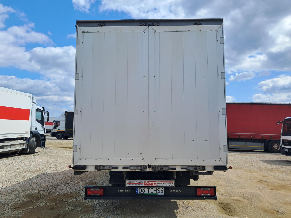 Dostavno vozilo sa ceradom IVECO DAILY PLANDEKA: slika 8